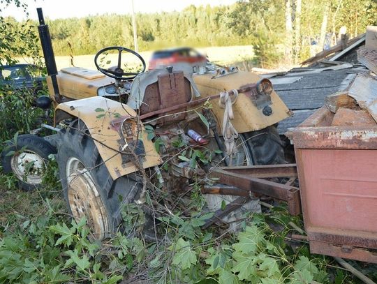 Tragedia podczas rozładowywania drewna. Nie żyje mężczyzna