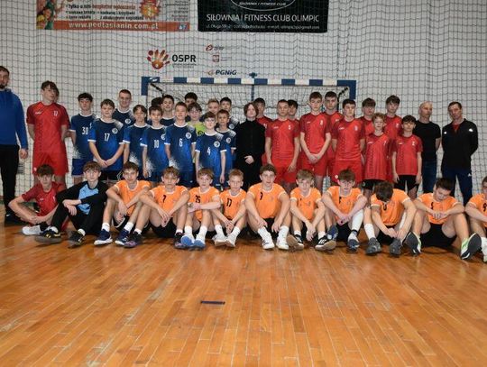 "Trójka" awansowała dalej