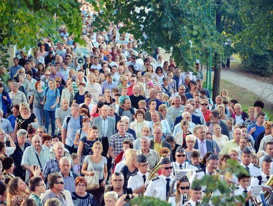 Tysiące wiernych spotkało się w Kodniu [GALERIA]