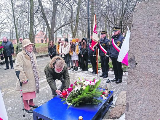 Uczcili ofiary stanu wojennego w 40. rocznicę jego ogłoszenia
