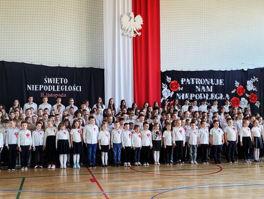 uczniowie, SP w Zalesiu, listopad 2025