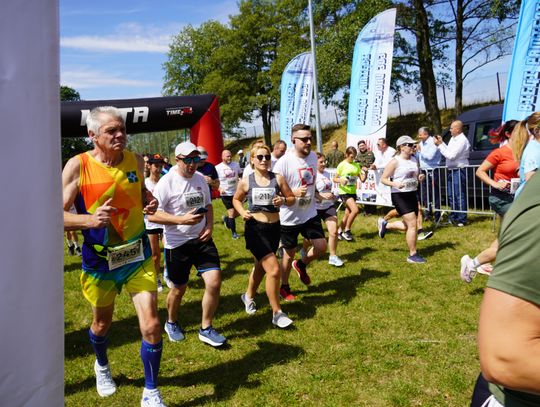 W Starej Wsi pobiegli dla pamięci Dywizjonu 303 [ZDJĘCIA]