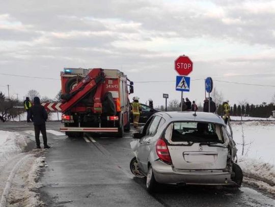 W Styrzyńcu zderzyły się cztery samochody, droga zablokowana