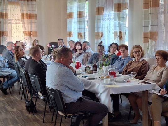 Wino z porzeczki, szparagi, młody ziemniak. Oni już wiedzą, jak wykorzystać lokalny produkt