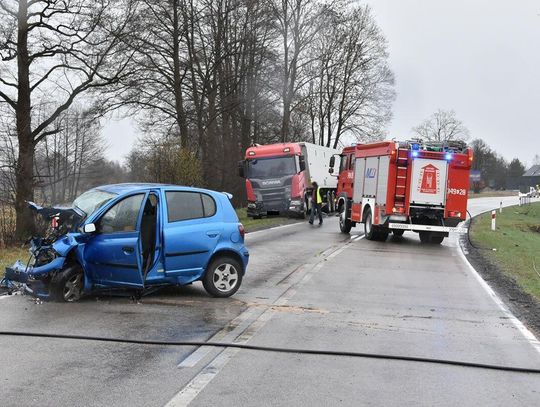 Wisznice. Czołowe zderzenie z ciężarówką. Policja ujawniła szczegóły