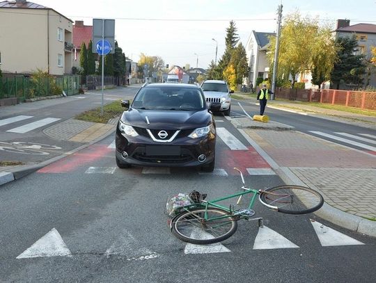 Wjechał na rowerzystę. Cyklista trafił do szpitala