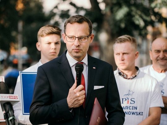 Wybory parlamentarne: O co walczy wiceminister Romanowski?