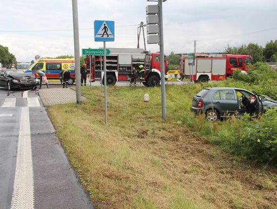 Wypadek na E30. Dwie osoby w szpitalu!