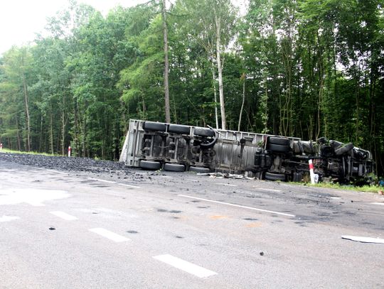 Wypadek na krajowej dwójce. Cztery osoby w szpitalu!