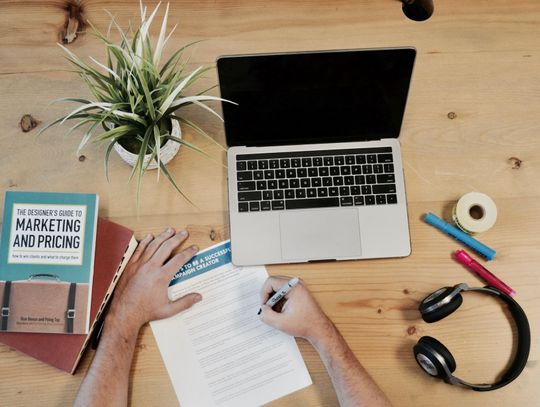 Wyróżnij się na rynku już dzisiaj — postaw na wyrazistą osobowość marki!