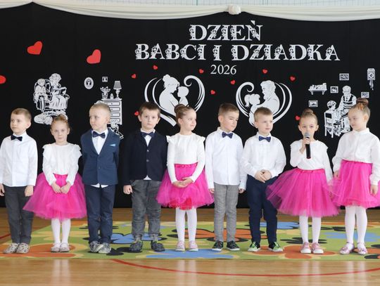 Zalesie. Te przedszkolaki bardzo kochają swoich dziadków [ZDJĘCIA]