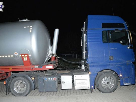 Lubelskie. Kierowca cysterny miał 3 promile!