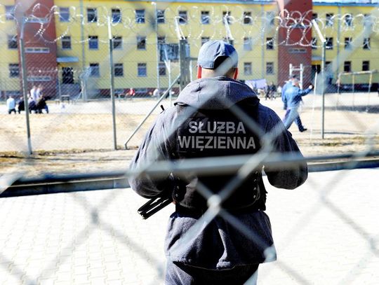 Lubelskie. Strażnicy więzienni skazani. Na ich zmianie ze szpitala uciekł zabójca Bartłomiej B.