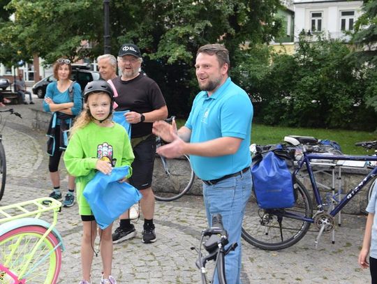 Międzyrzec Podlaski. Oryginalne rowery i barwne stroje [GALERIA ZDJĘĆ]