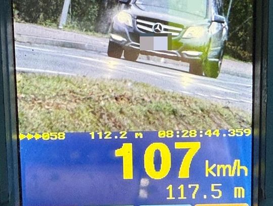 Zbyt szybka jazda zakończyła się utratą prawa jazdy