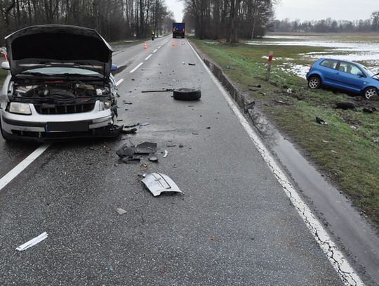 Wypadek w Bielanach. Jedna osoba w szpitalu