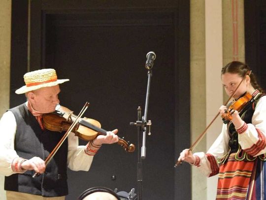 Zdzisław Marczuk i Oliwia Spychel otrzymali wspólne stypendium