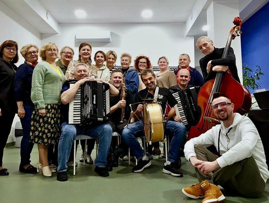 Zespół Pieśni i Tańca Ziemi Łosickiej wraca na salę prób