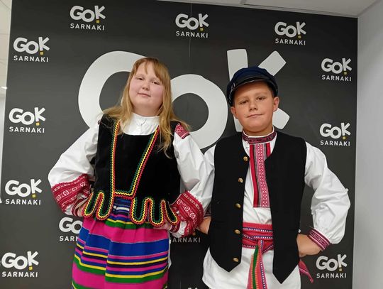 Zespoły z Sarnak mają nowe stroje ludowe [ZDJĘCIA]