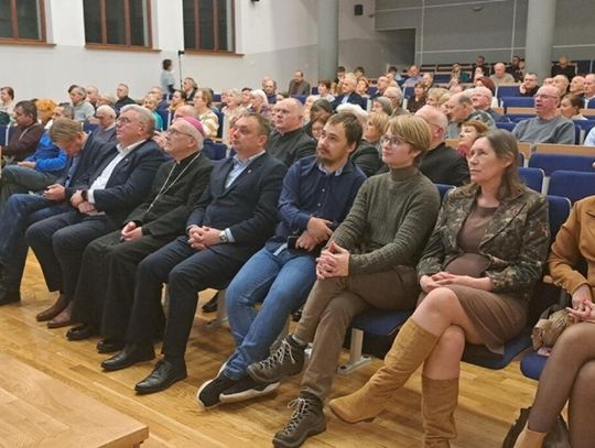 Unikalne znalezisko - jedyne w Polsce ziarno tytoniu pochodzące z pochówku