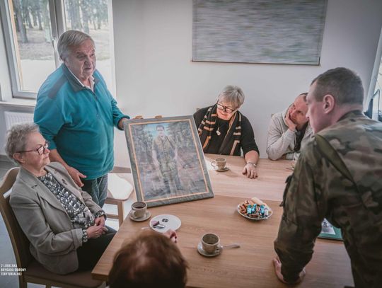 Żołnierze z Bezwoli poznali historię swojego patrona (ZDJĘCIA) Żołnierze z Bezwoli poznali historię swojego patrona (ZDJĘCIA)