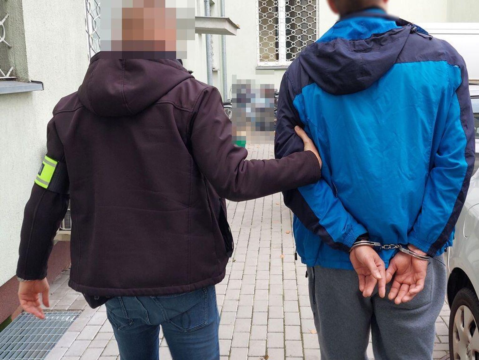 Biała Podlaska. Dwaj mężczyźni zatrzymani za brutalny rozbój