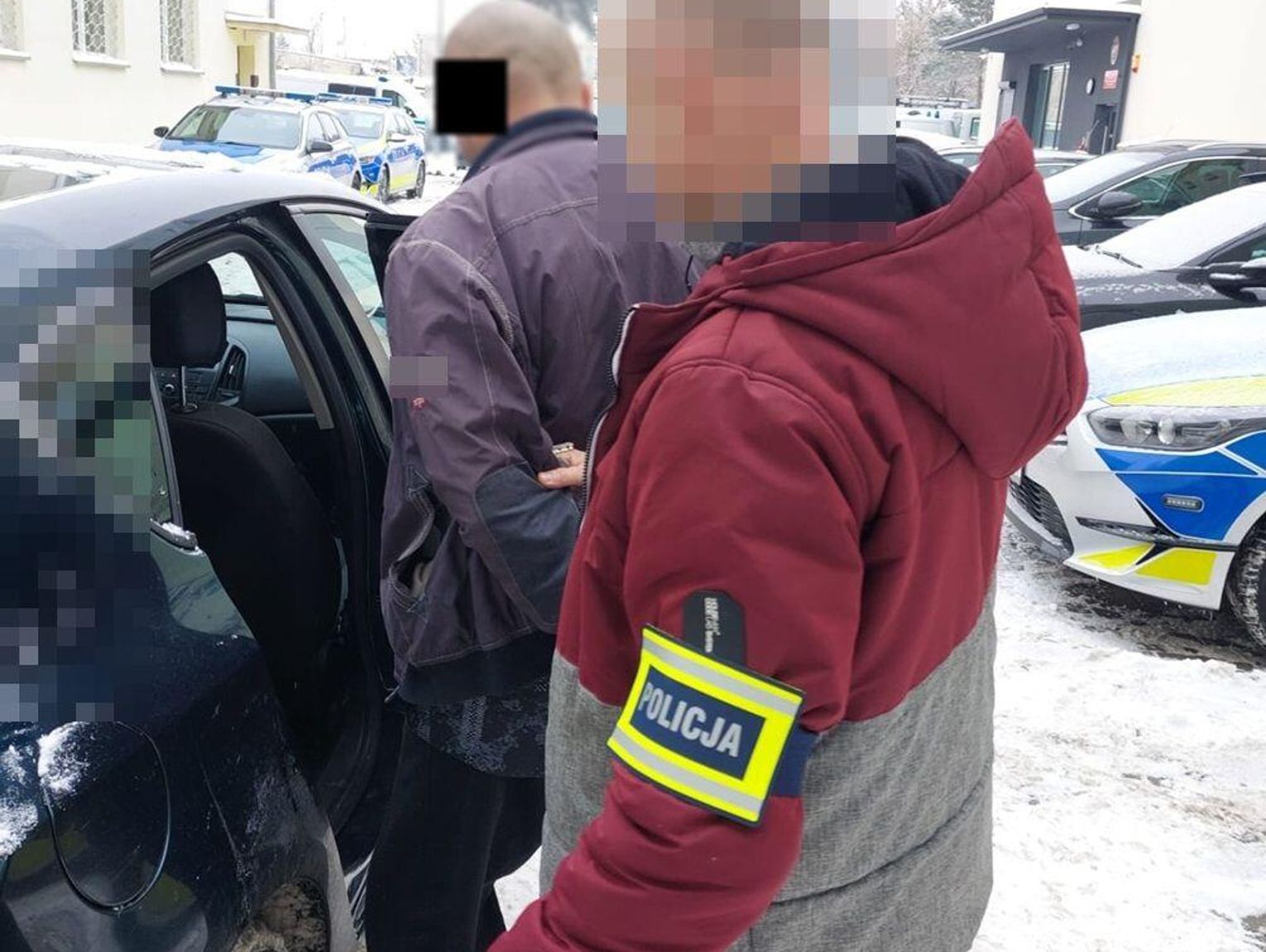 Biała Podlaska. Groził spaleniem auta, żądał pieniędzy