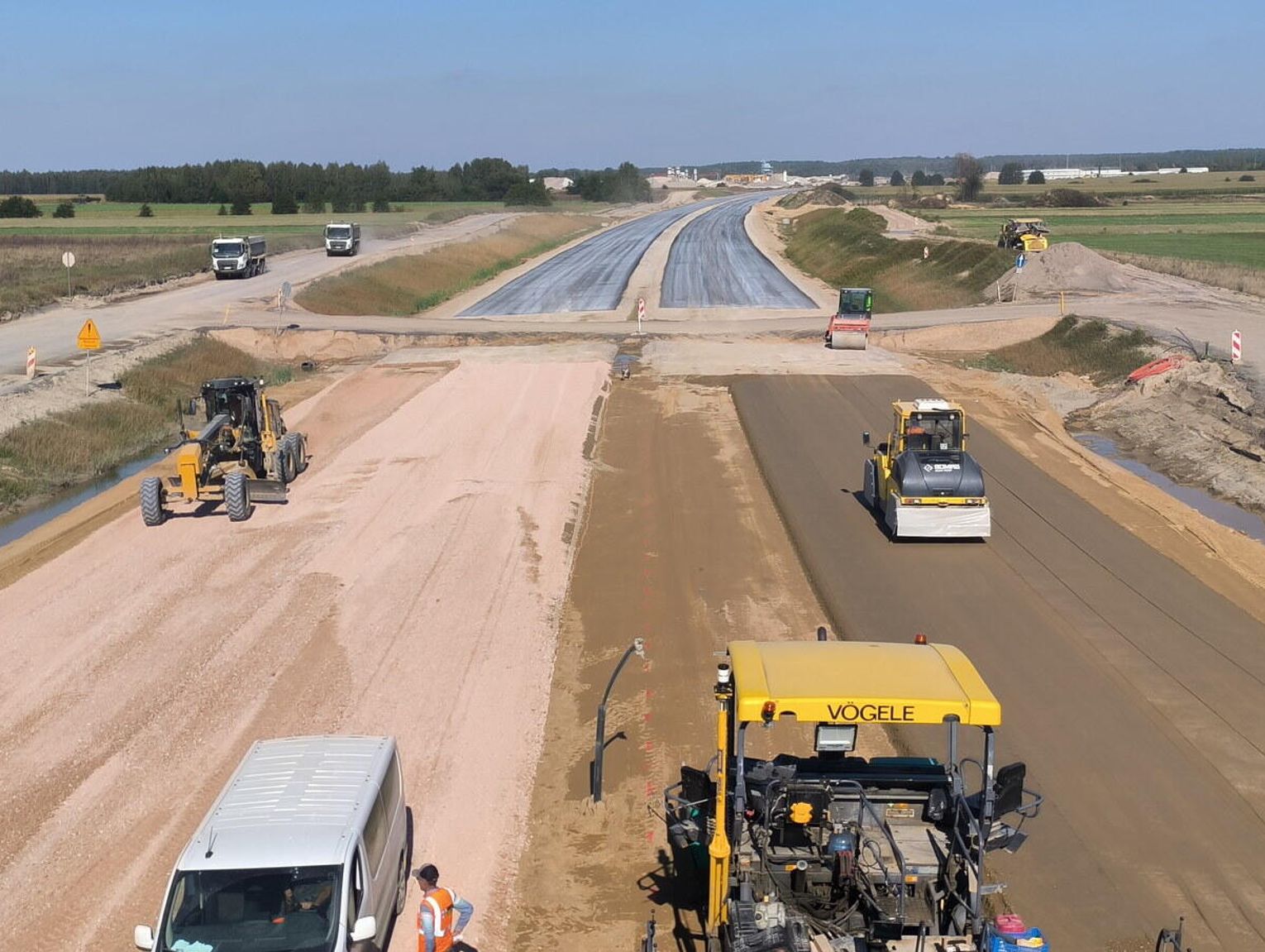 Bug wyzwaniem dla inżynierów. Budowa S19 przekroczyła półmetek