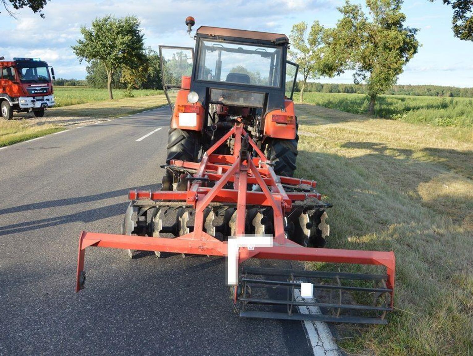 Czarna sobota na drogach powiatu. Trzy wypadki, trzy osoby w szpitalu