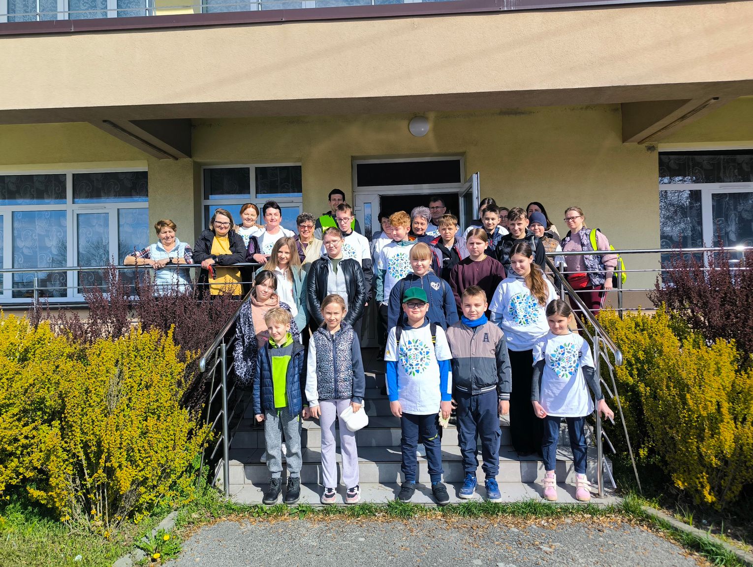 Dubów. Prostownik, siodełko i... reklamówka z pierogami