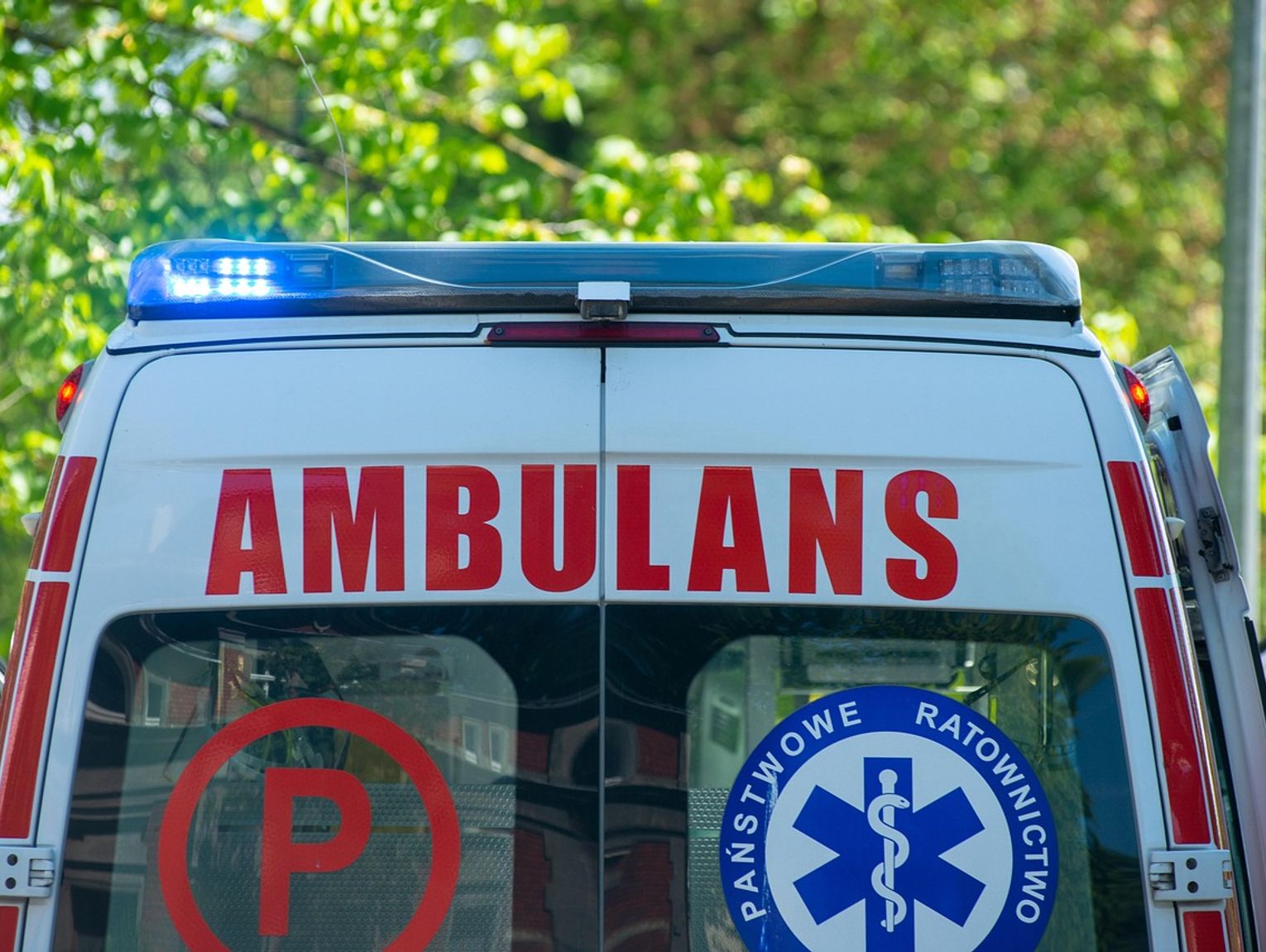 Janów Podlaski. 2-latek wypadł z okna na pierwszym piętrze