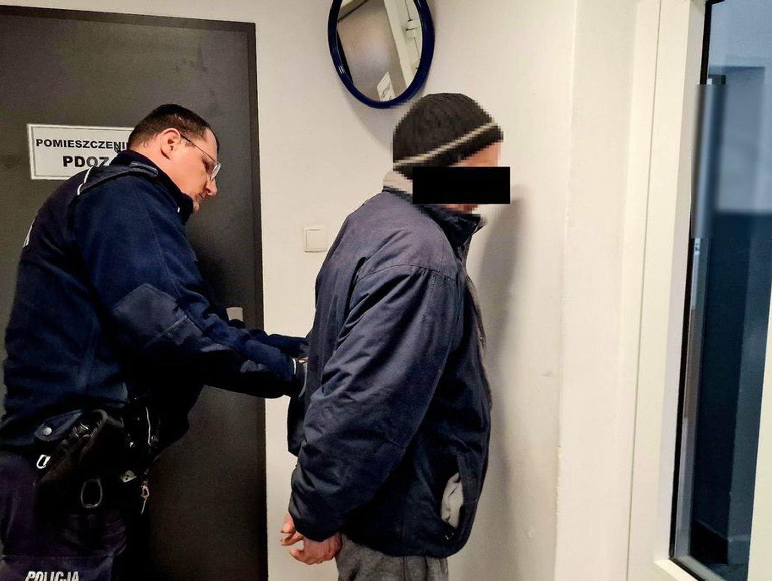 Gm. Parczew. Bratu groził siekierą, matce chciał wysadzić dom