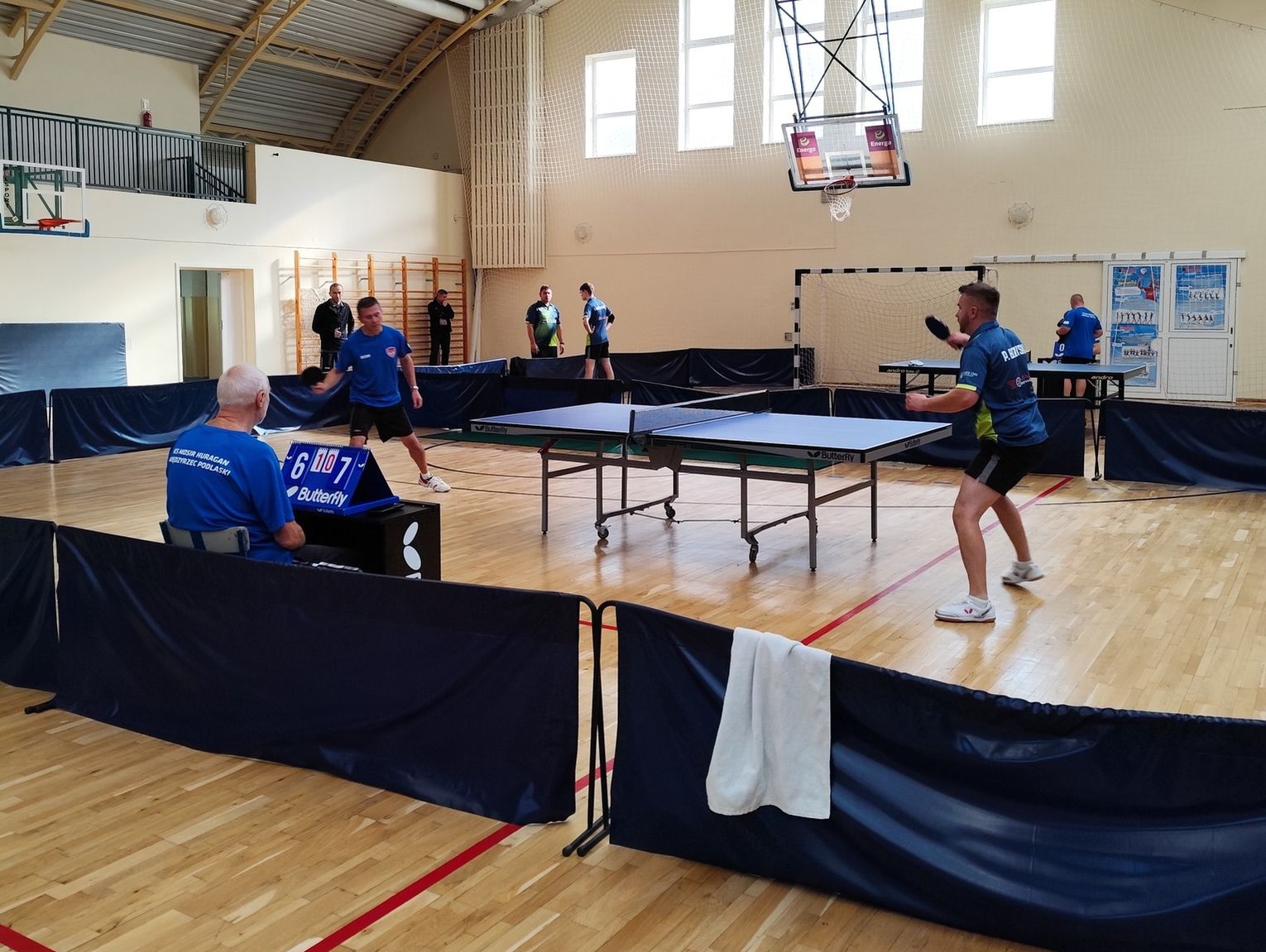 Huragan ograł lidera i sam nim został