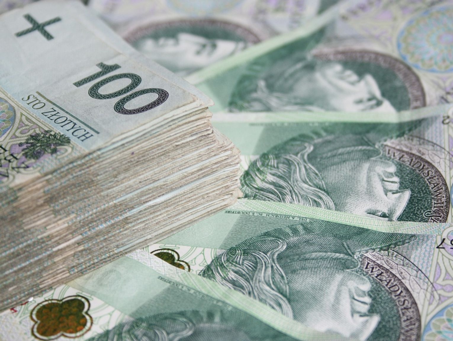 Karuzela z dywidendami zatrzymana. KAS ściągnęła od spółek miliony złotych
