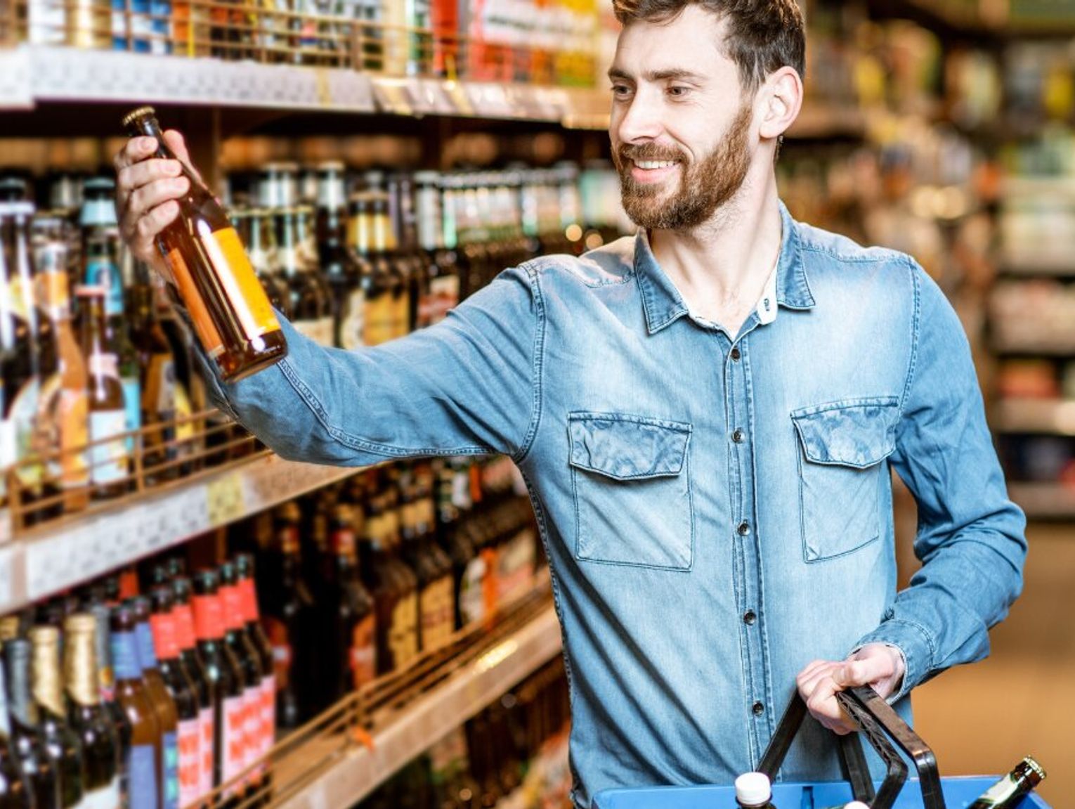 Koniec kupowania alkoholu w nocy. Sejm szykuje ogólnopolski zakaz