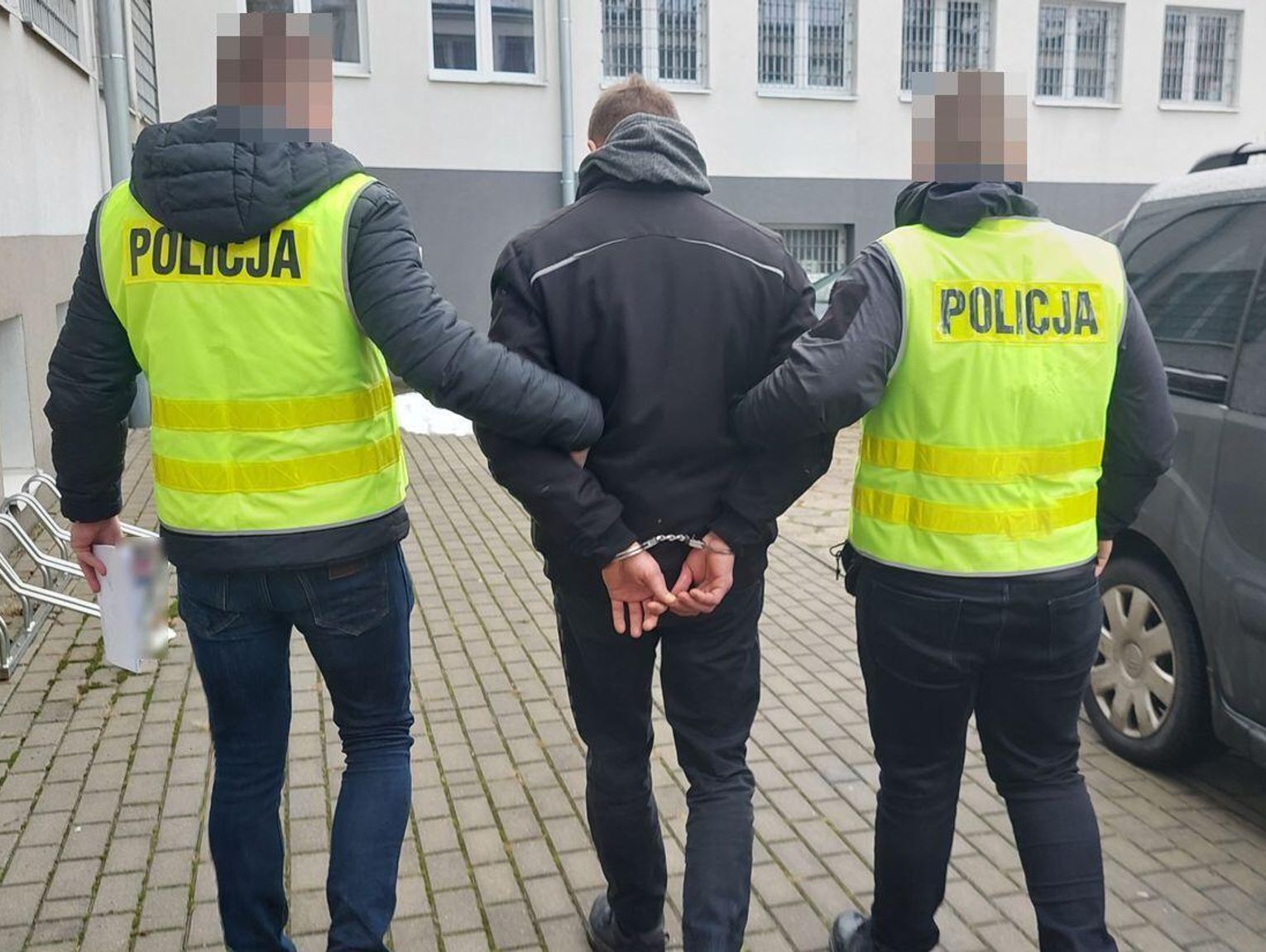 Lubelskie. Koniec ukrywania się przed prawem. 33-latek zatrzymany podczas wizyty w urzędzie