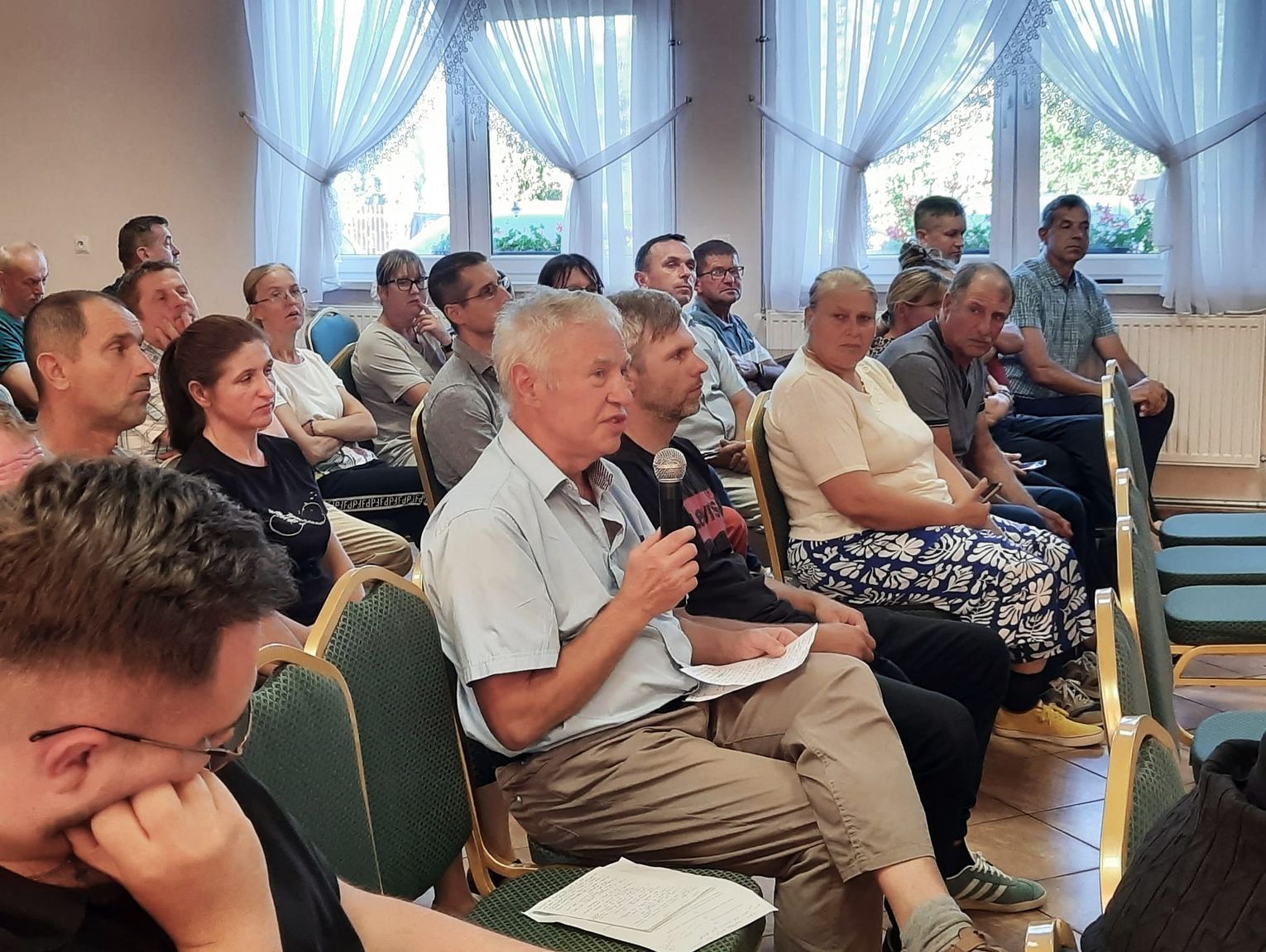 Koszoły mówią stanowcze „nie”. Gorąca rozprawa administracyjna w sprawie fermy indyków