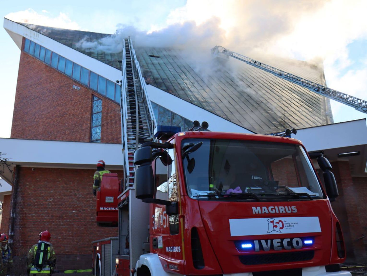Lubelskie. Płonie jeden z kościołów [ZDJĘCIA]