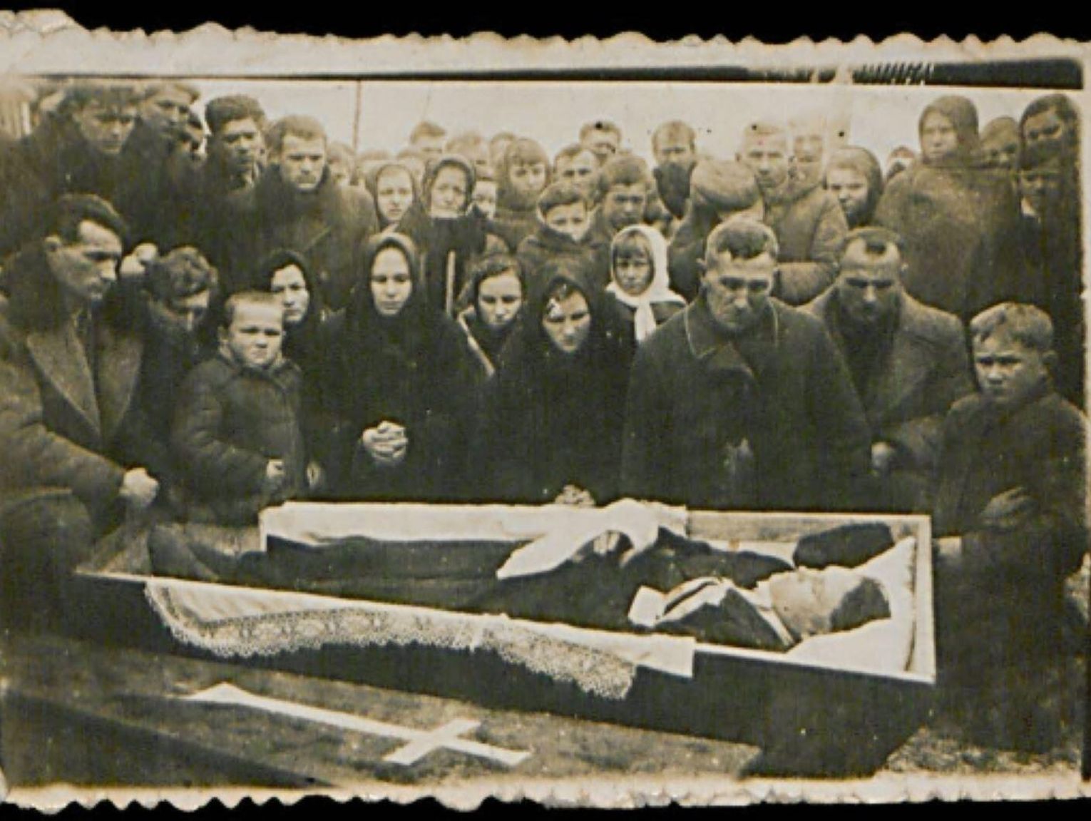 Między światem żywych a umarłych. Zaduszkowe wierzenia południowego Podlasia