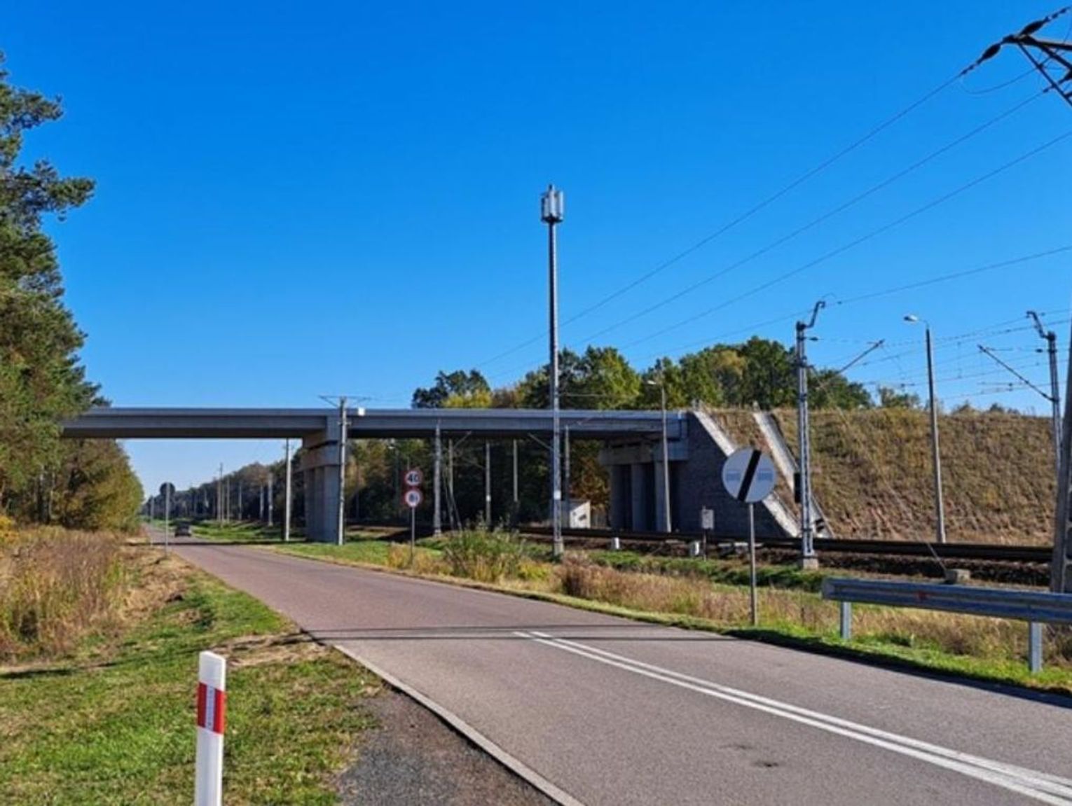 Międzyrzec Podlaski. Jest dofinansowanie na zjazdy z wiaduktu. Przeprawa wreszcie zyska funkcjonalność