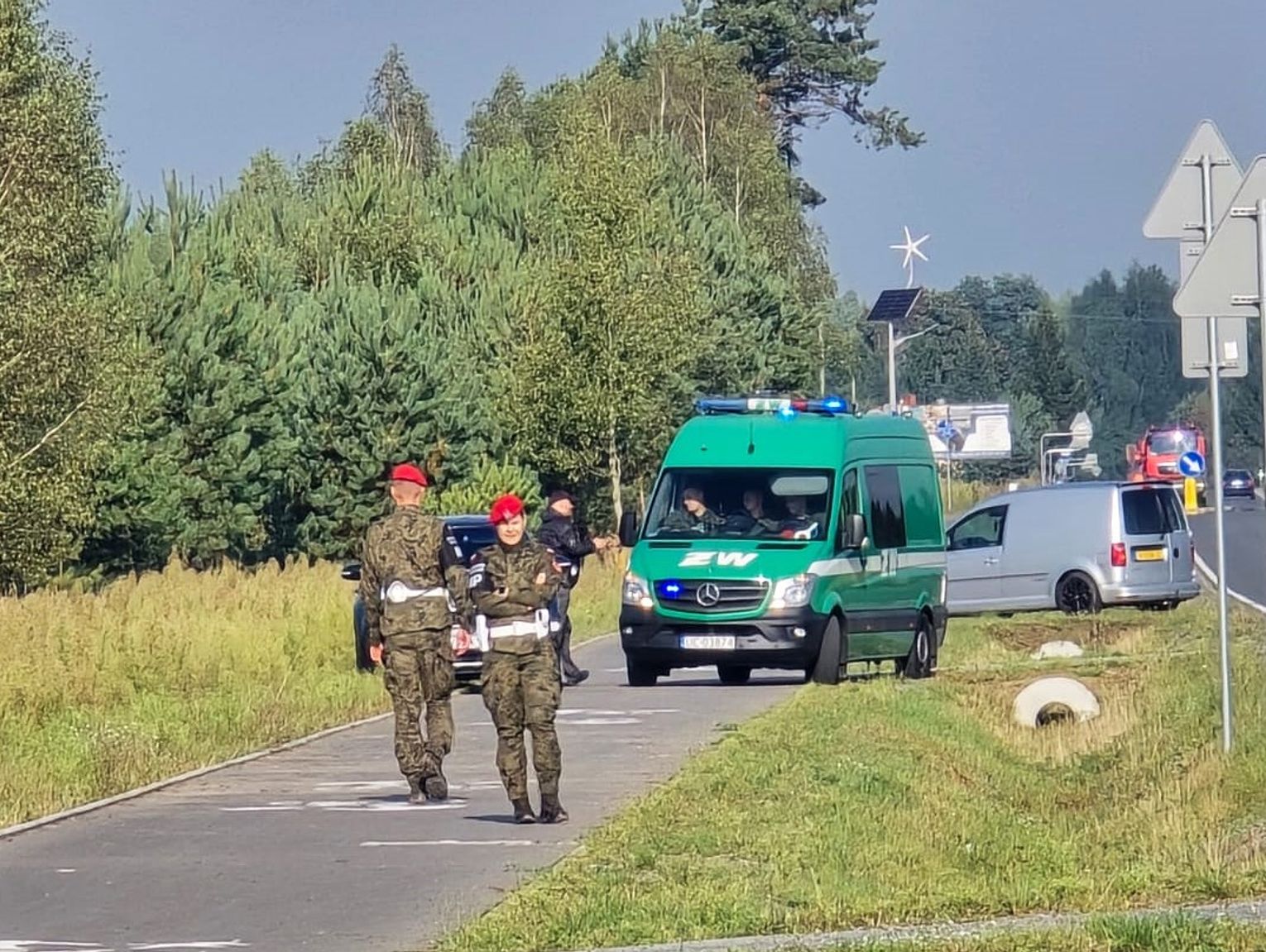 MSWiA: apel o pozostanie w domach odwołany