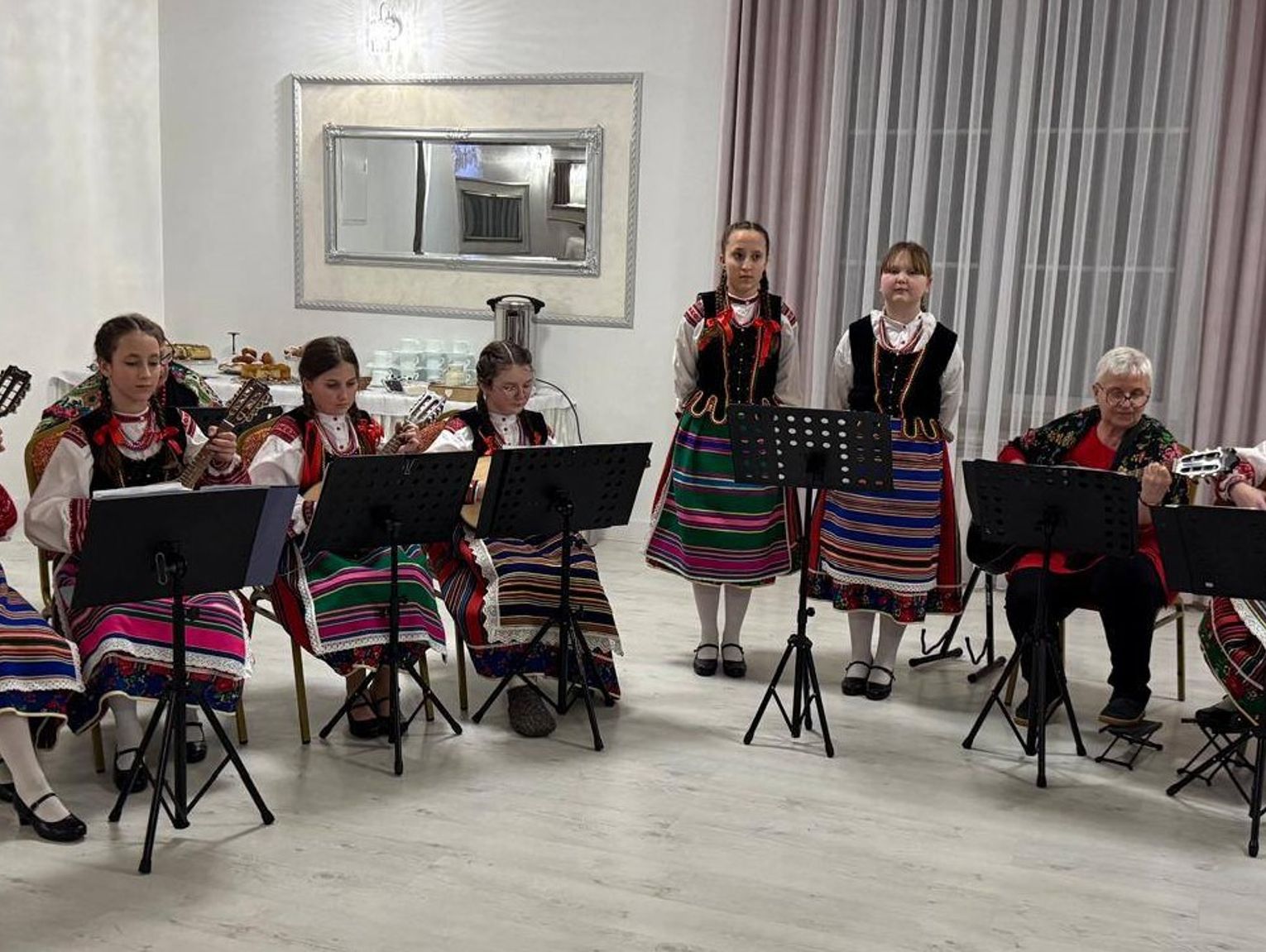 „Na dawniejszą nutę”. Sarnaki zapraszają na Regionalny Przegląd Kapel i Śpiewaków Ludowych