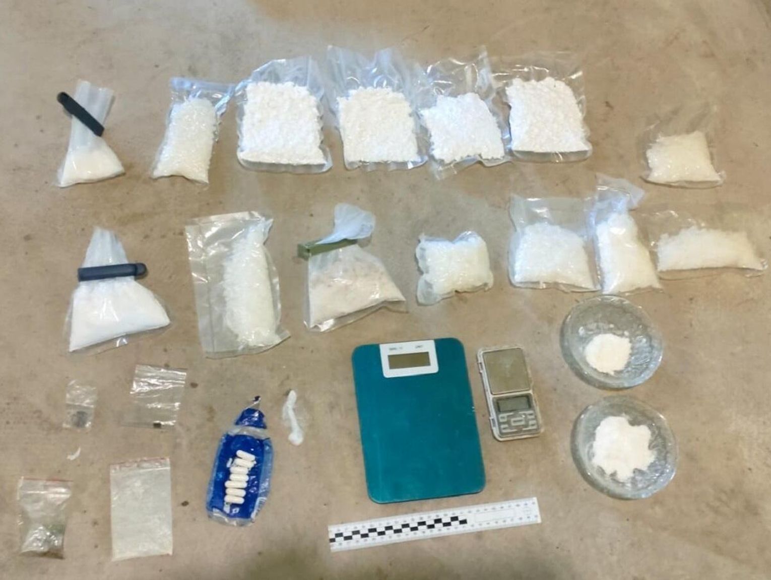 Narkotykowy arsenał w powiecie radzyńskim [WIDEO, ZDJĘCIA]