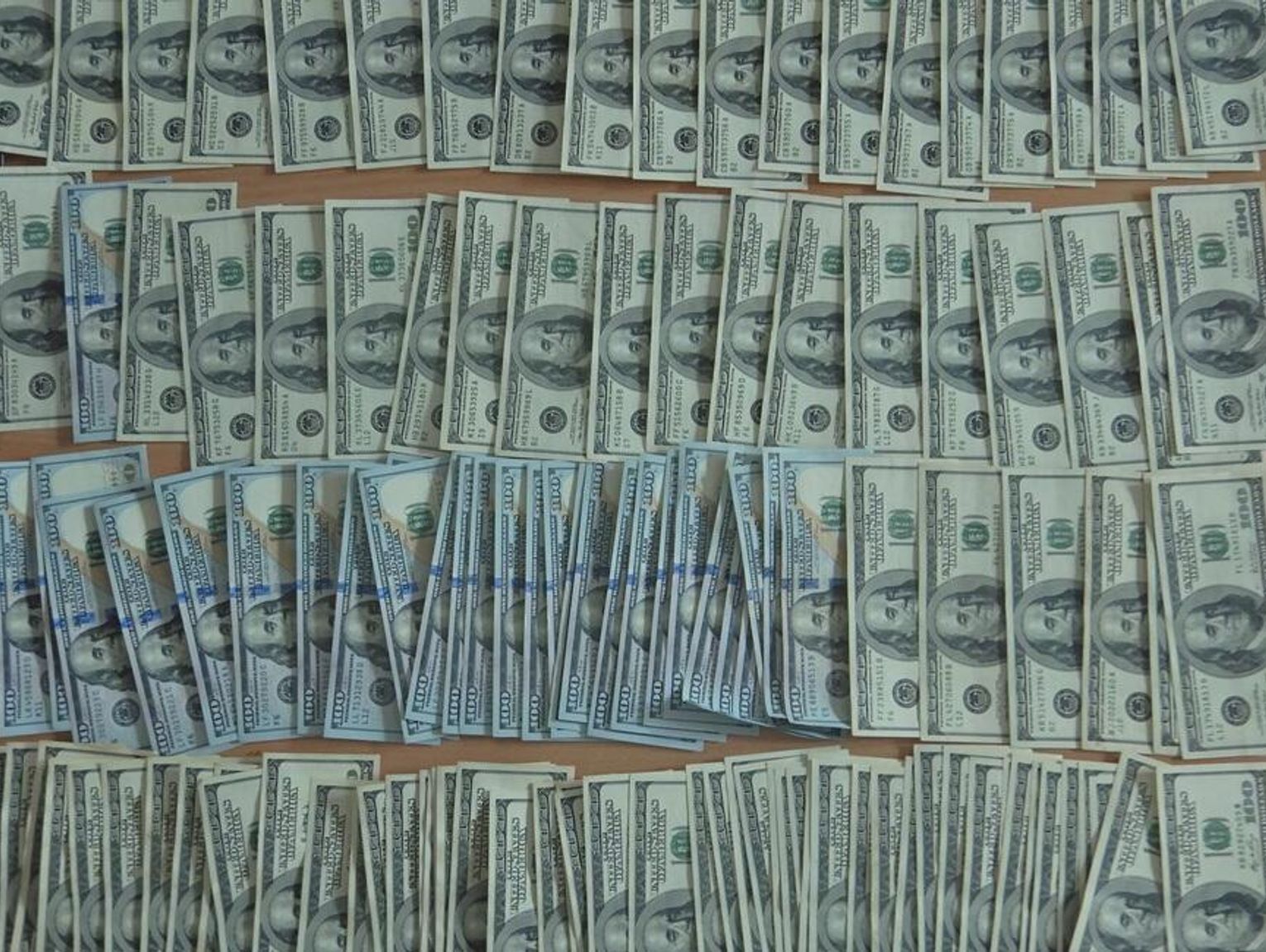 Nie zgłosili milionów przy przekraczaniu granicy