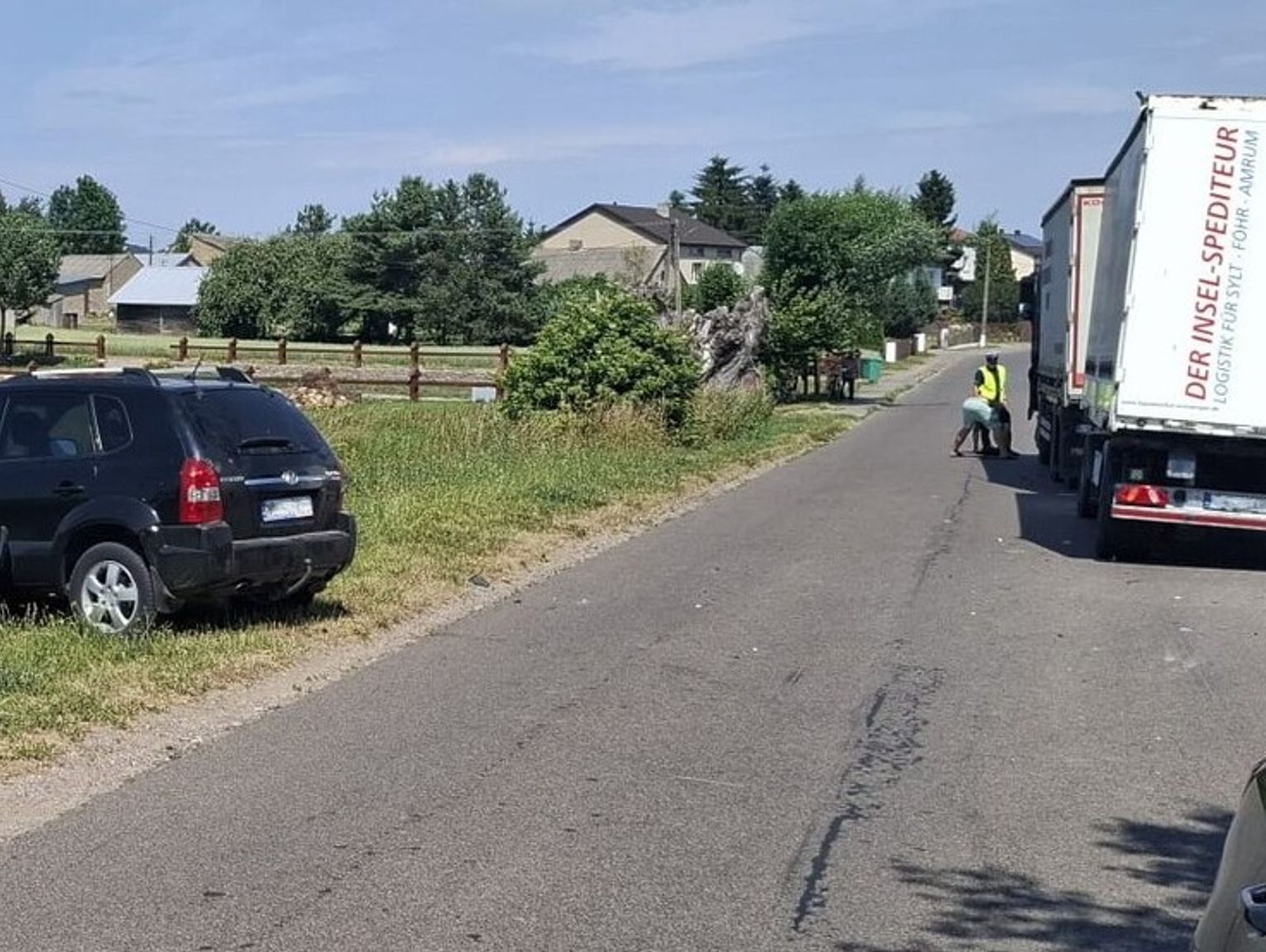 Niemojki. Pijany kierowca wjechał w ciężarówkę [ZDJĘCIA]
