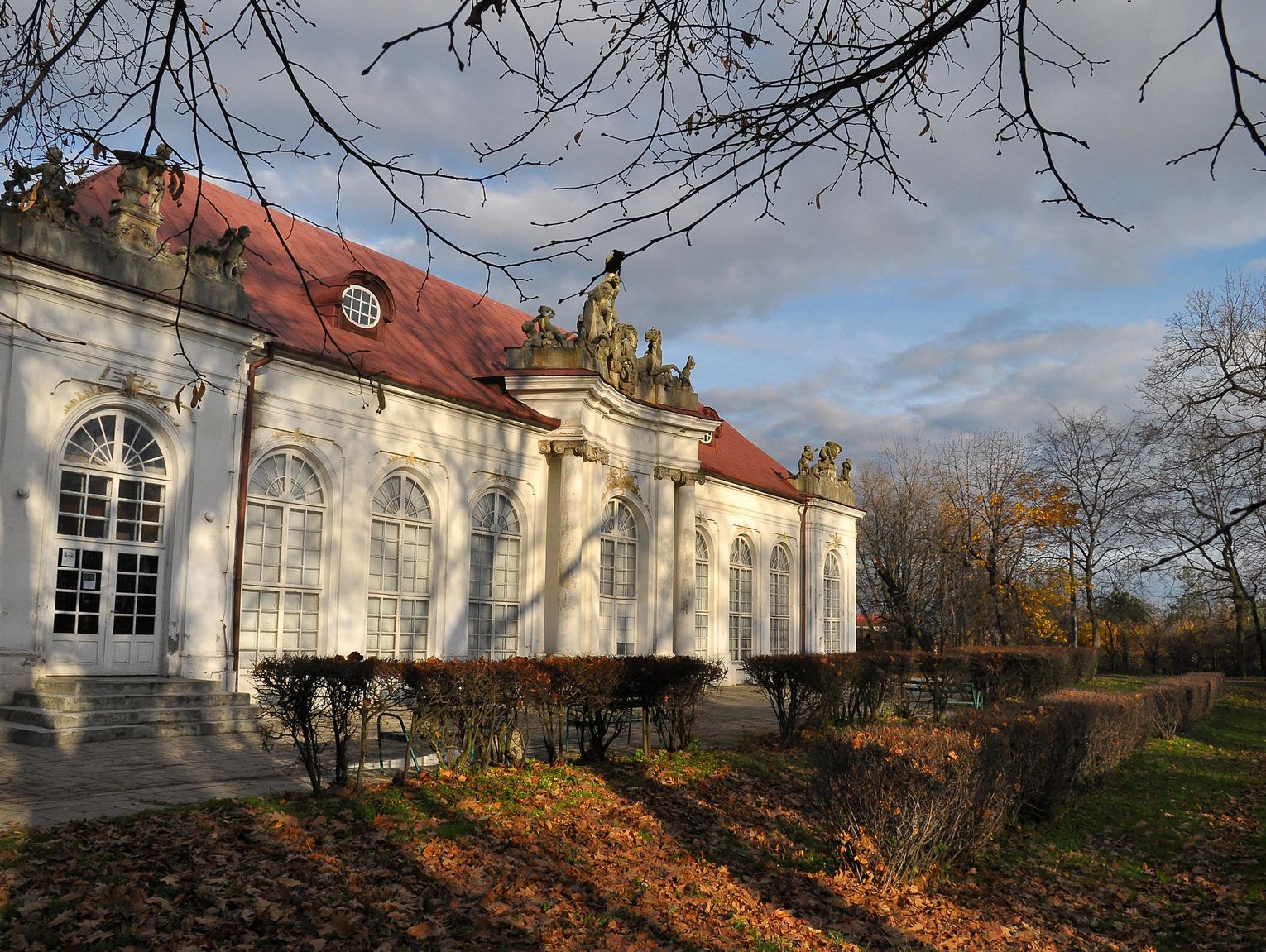 Oranżeria odczarowana. Do miasta popłynie ponad 6 mln zł