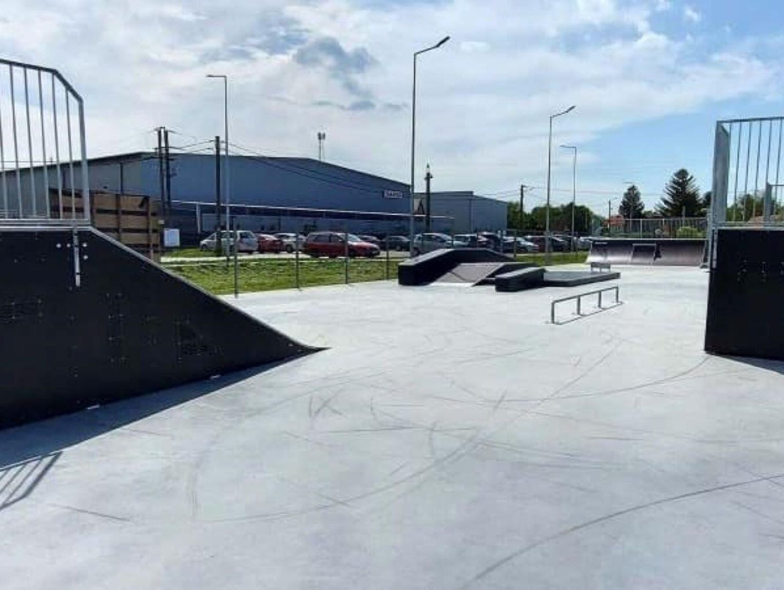 Podpisali umowę. W Sarnakach powstanie skatepark [ZDJĘCIA]