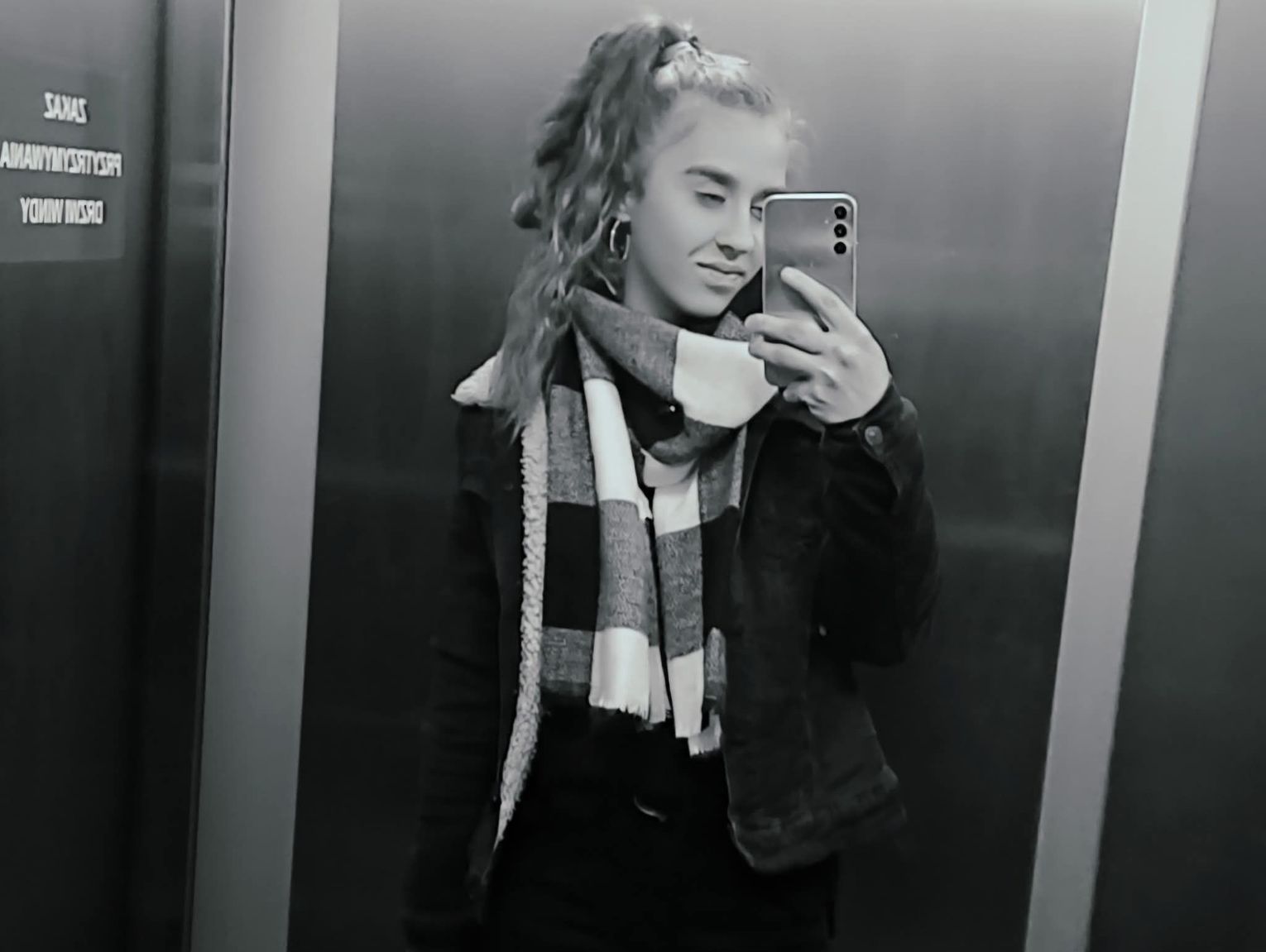 Policja szuka młodej kobiety. Rodzina straciła z nią kontakt