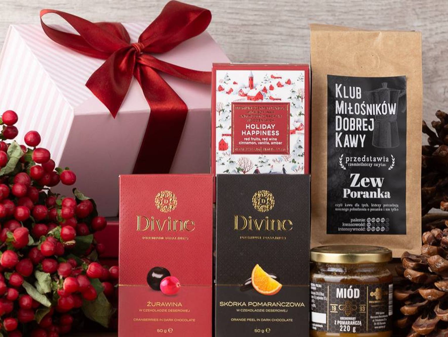 Pomysły na paczki świąteczne dla kobiet, które zachwycą każdą obdarowaną