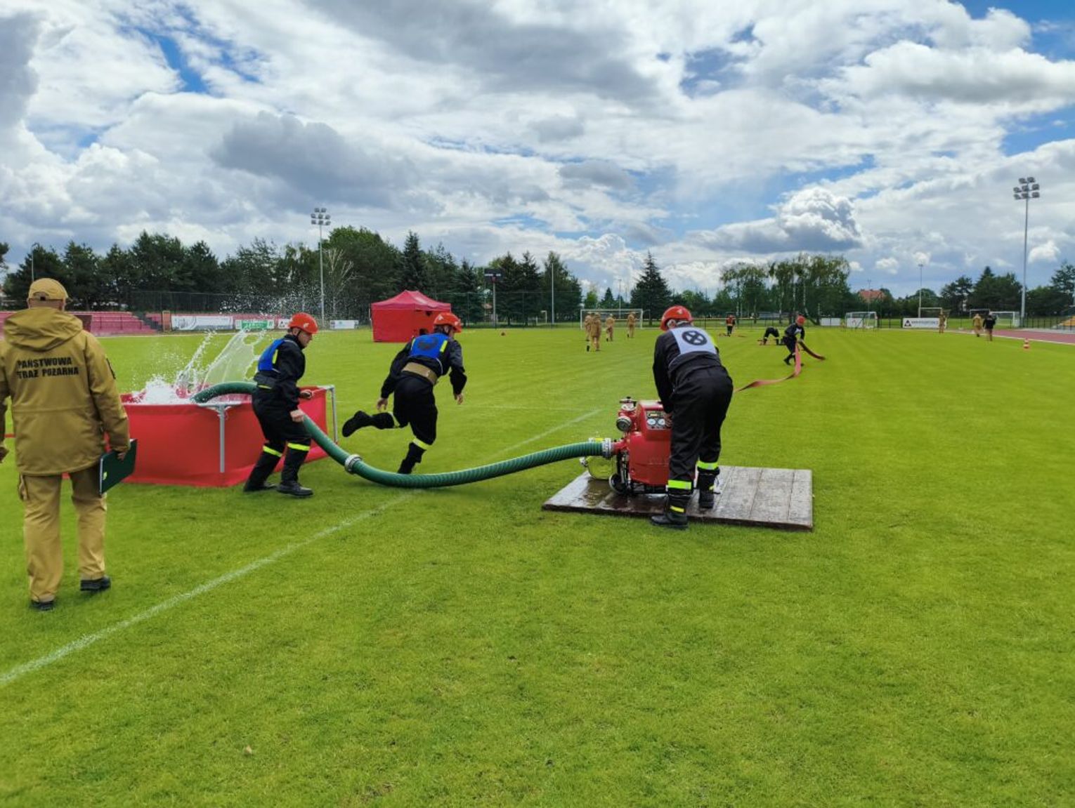 Powiatowe Zawody Sportowo-Pożarnicze OSP rozstrzygnięte [WYNIKI, ZDJĘCIA]